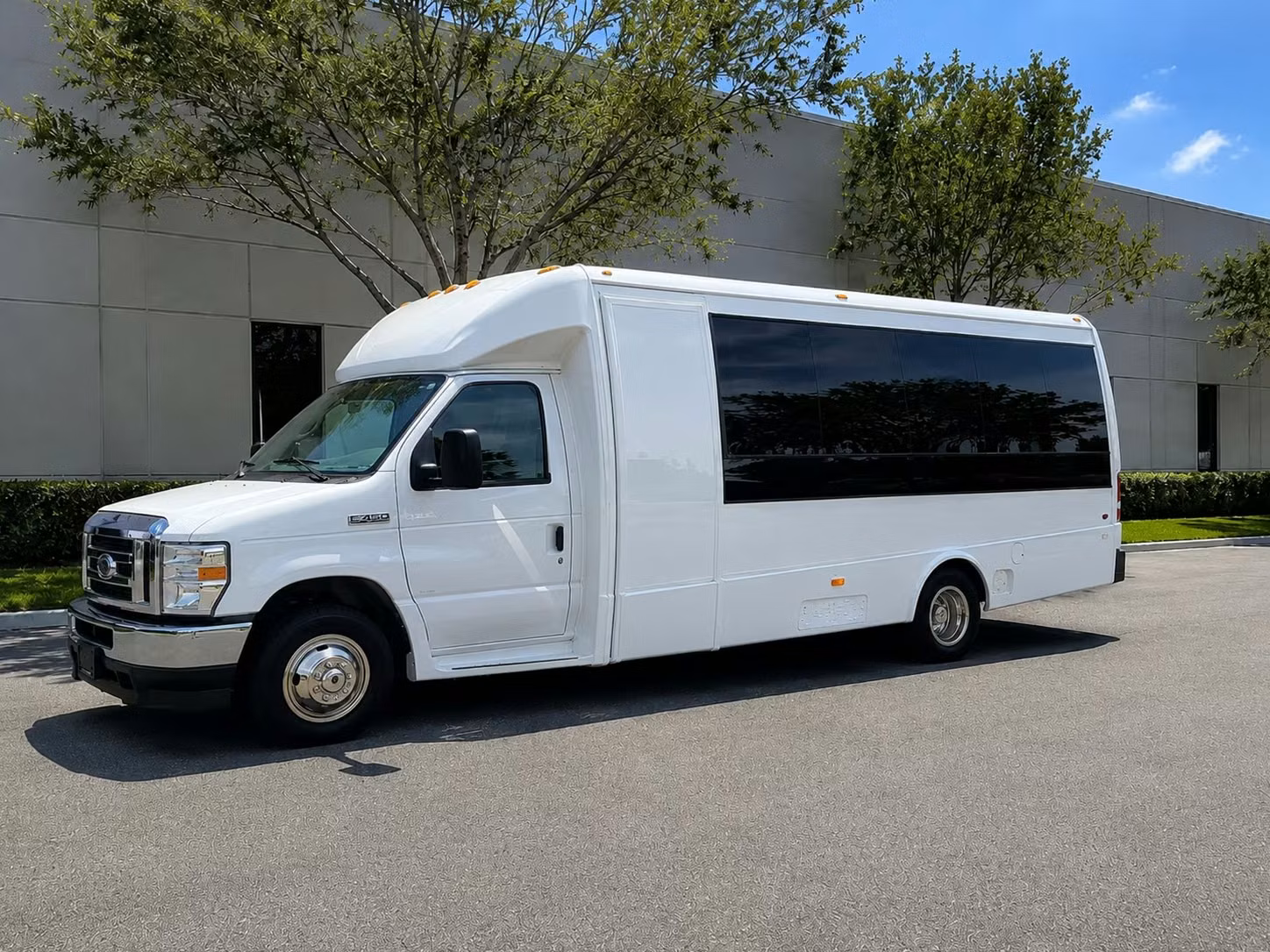20 passenger minibus