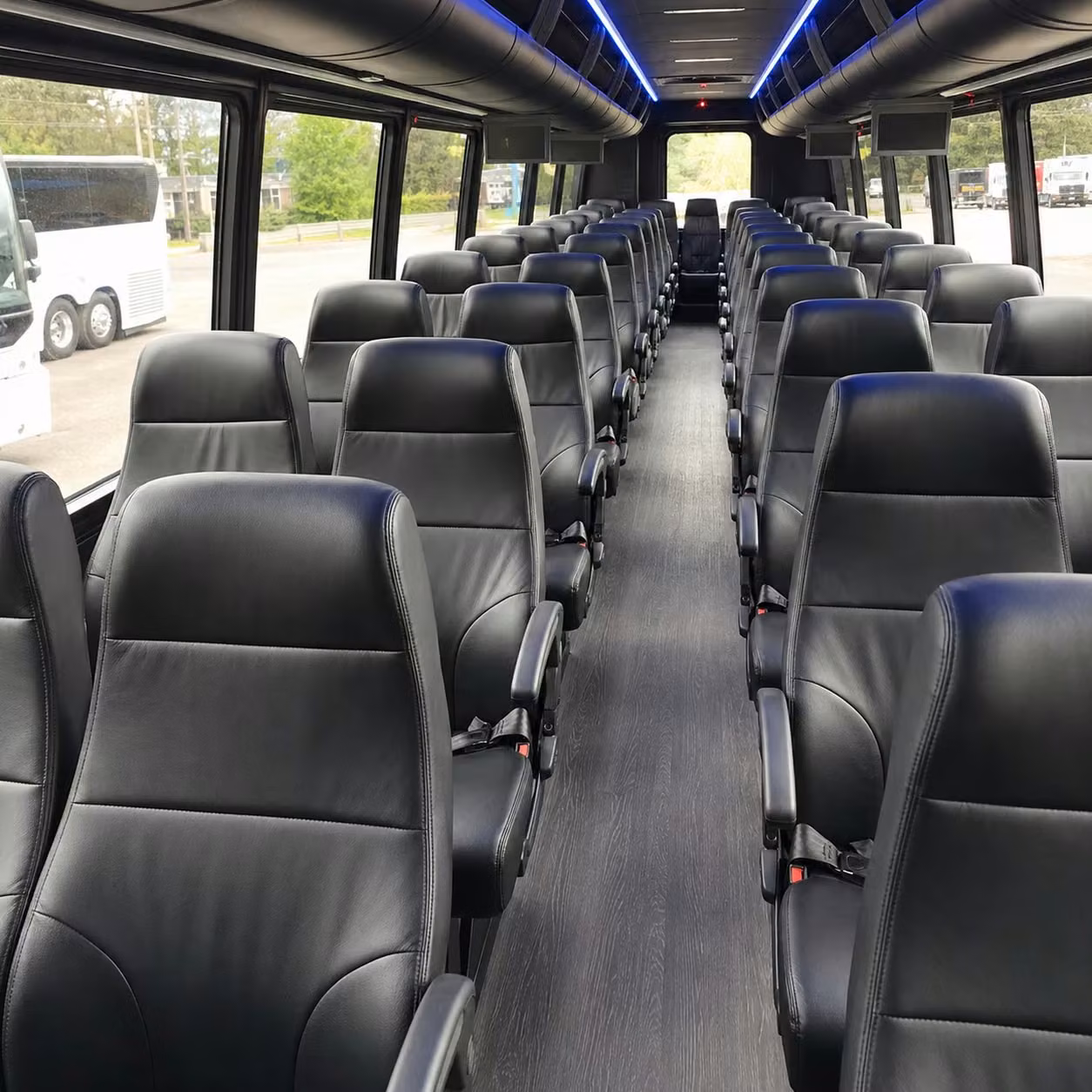 minibus rentals for whittier school trips to local museums and historic sites