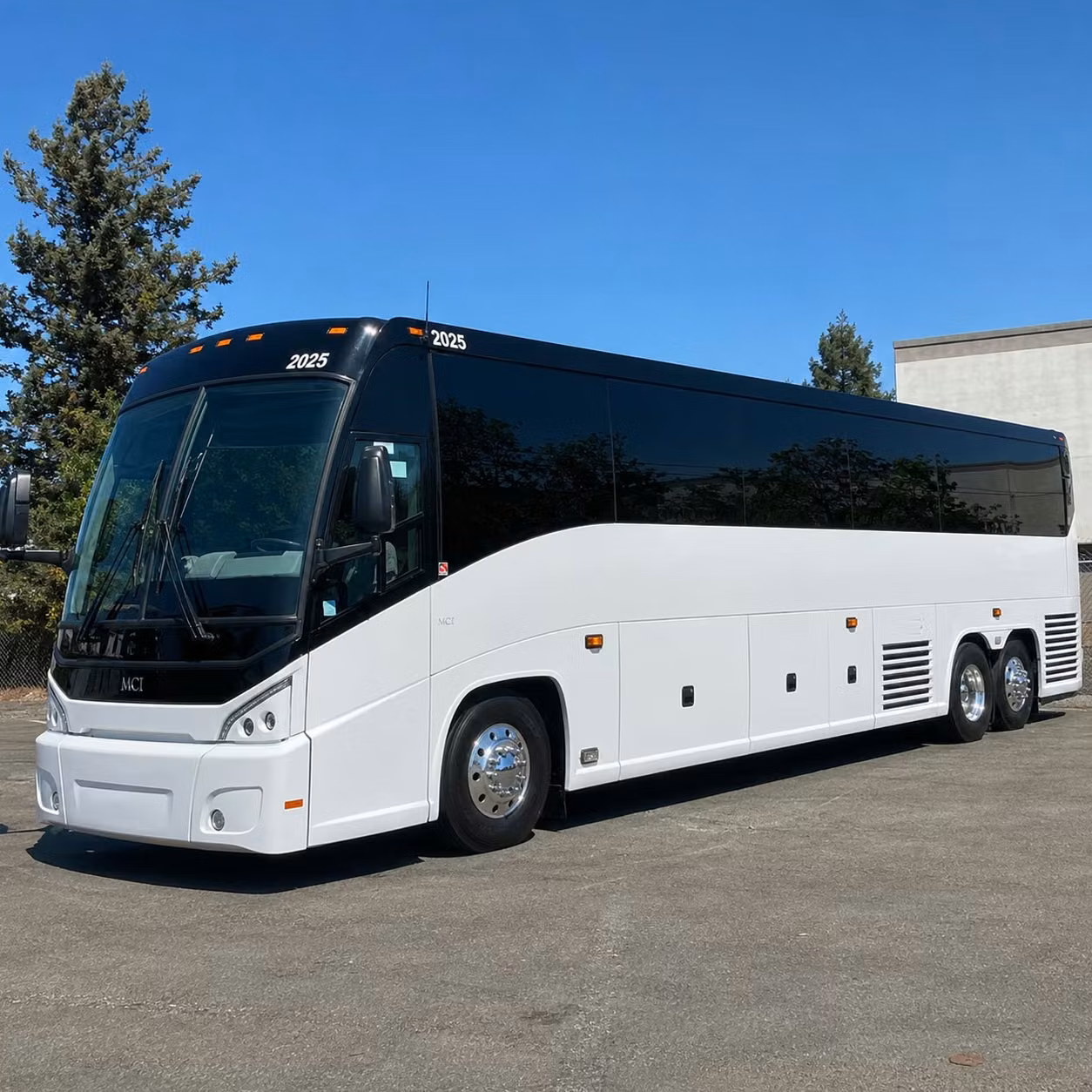 multi day bus rentals from whittier for school groups sports teams and corporate retreats